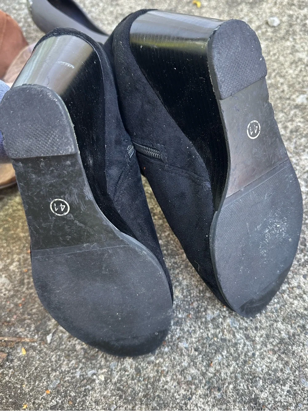 Unbranded wedges. Womens 9